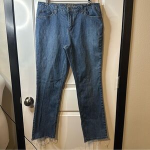 St. John’s Bay Medium Wash Straight Leg Jeans Raw Hem | Women’s 14